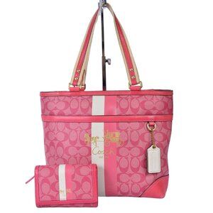 Coach 13196 Magenta Heritage Stripe Signature Wallet!